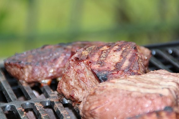 steak-353115-640-(1).jpg