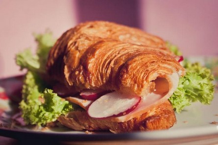 croissant-2.jpg