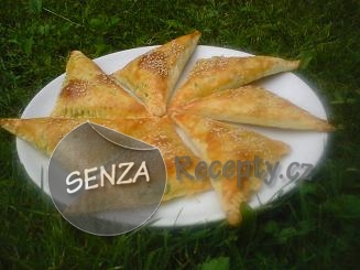 Šátečky se špenátem a sýrem
