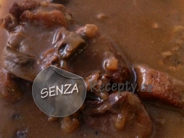 Kančí plecko na houbách